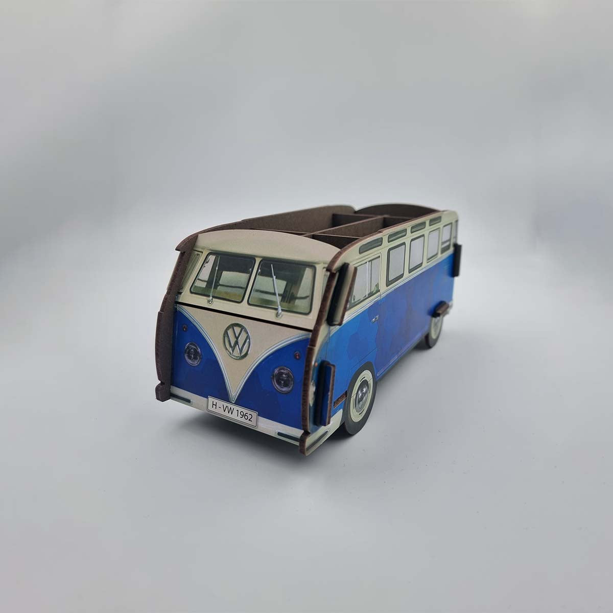 Future-Creator T1-Xplorer: Schräge linke Vorderansicht des T1-Explorer Bausets zur besseren Einsicht